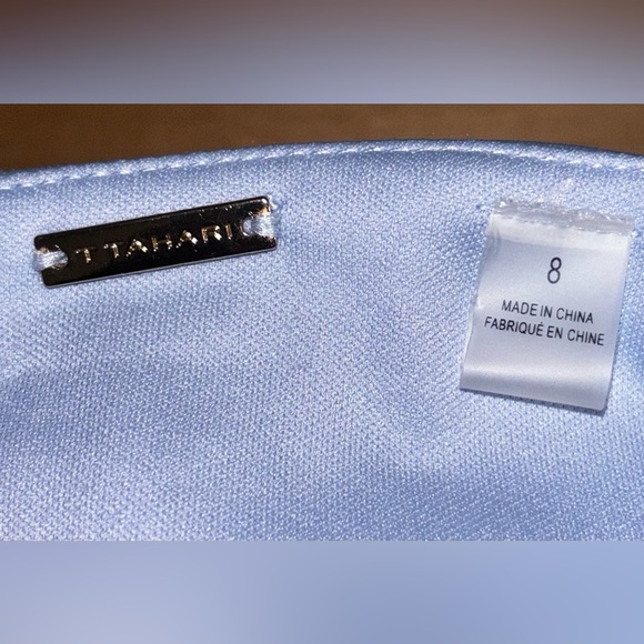 T TAHARI SPRING FORMAL DRESS - Picture 7 of 10